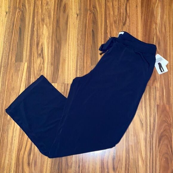Company Ellen Tracy NWT Navy Loose and Flowy Trousers - Picture 1 of 8